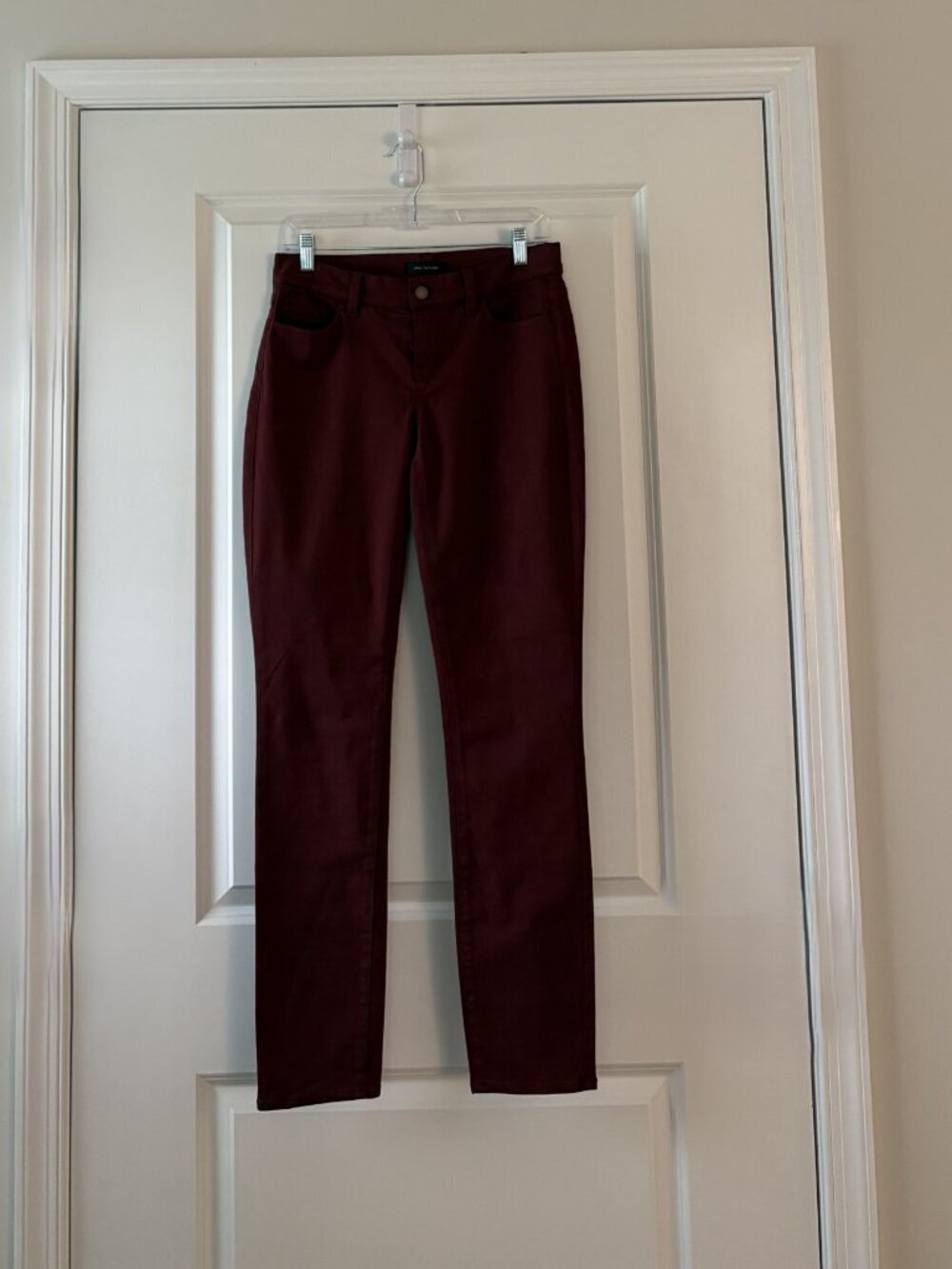 Ann Taylor Modern Skinny Burgundy- Maroon Jeans Size 4